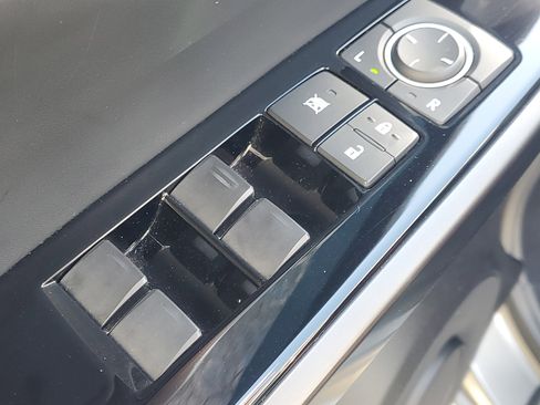 Certified 2023 Lexus IS 300 w/ Comfort Package image 19