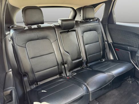Used 2020 Ford Escape Titanium AWD/4WD image 22