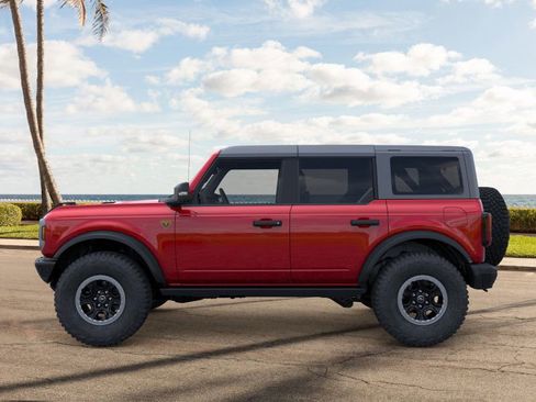 New 2025 Ford Bronco Badlands image 3
