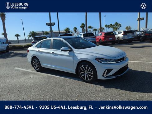 New 2026 Volkswagen Jetta SE image 1