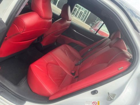 Used 2019 Toyota Camry XSE w/ Navigation Package FWD image 20