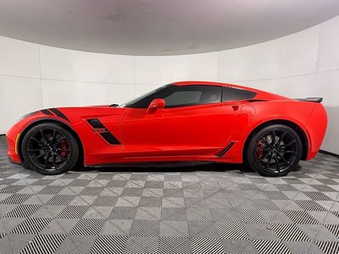 Used 2019 Chevrolet Corvette Grand Sport image 3