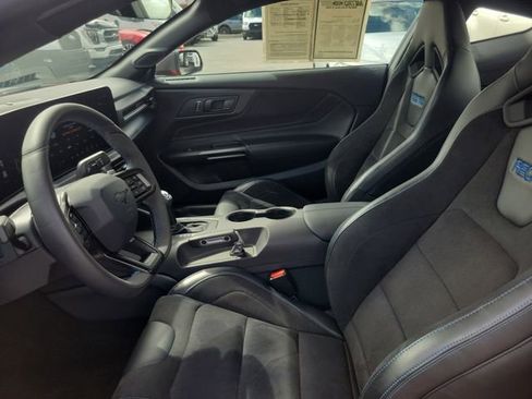 Used 2025 Ford Mustang Dark Horse image 24