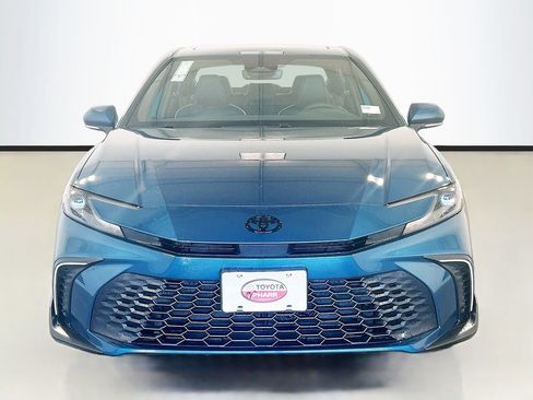 New 2026 Toyota Camry SE FWD image 2