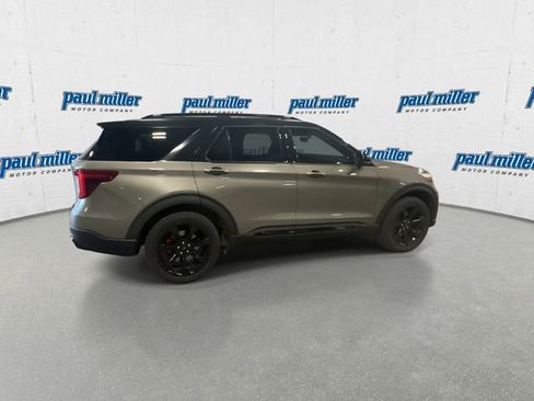 Used 2020 Ford Explorer ST w/ ST High-Performance Pack AWD/4WD image 11