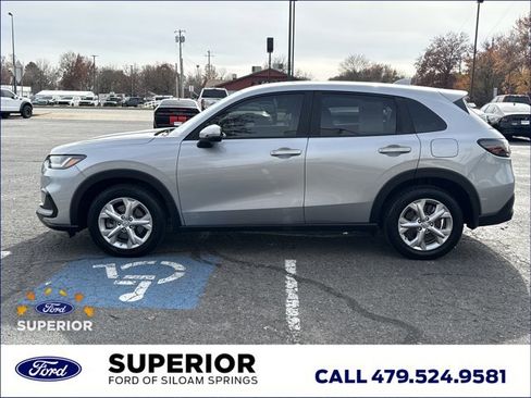 Used 2023 Honda HR-V LX image 12