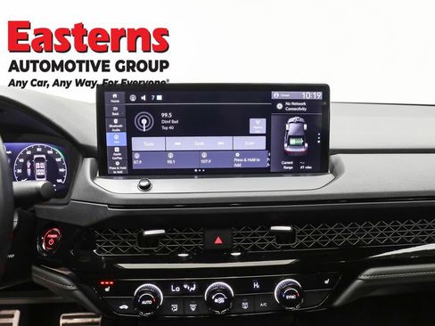 Used 2025 Honda Accord Sport image 12