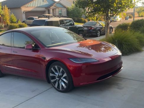 Used 2024 Tesla Model 3 Long Range AWD/4WD image 3