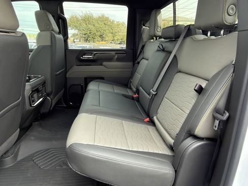 New 2026 Chevrolet Silverado 2500 ZR2 image 22