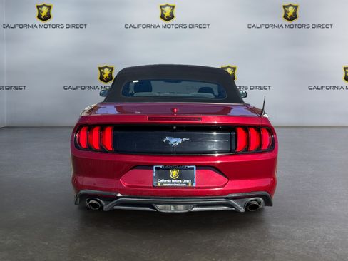 Used 2019 Ford Mustang Convertible RWD image 4