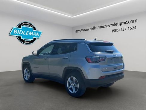 Used 2024 Jeep Compass Latitude AWD/4WD image 5