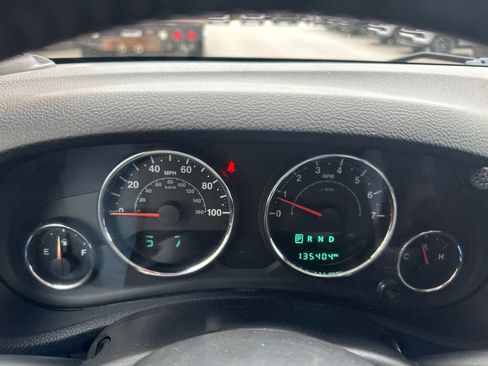 Used 2017 Jeep Wrangler Unlimited Sport w/ Quick Order Package 24S AWD/4WD image 14