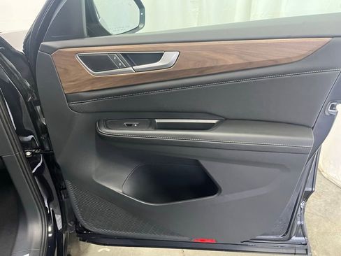 New 2026 Volkswagen Atlas SE image 11