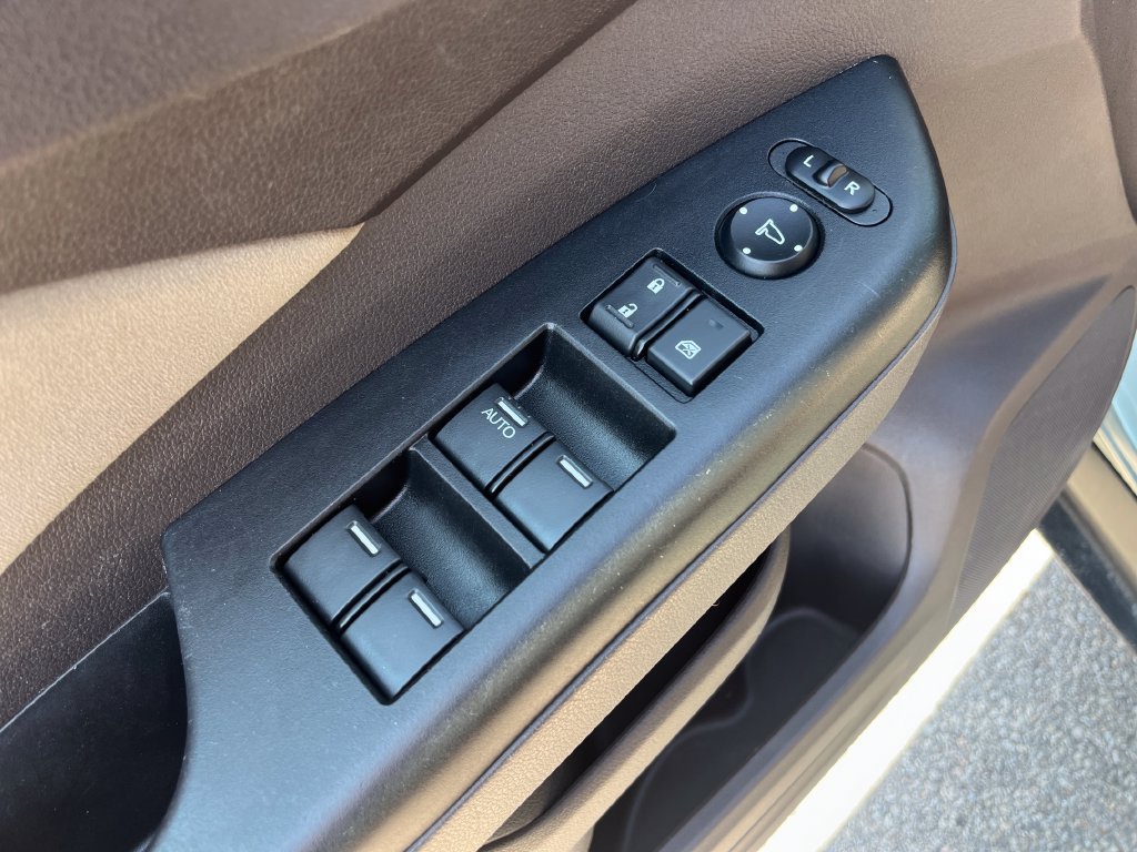 Used 2012 Honda CR-V EX image 13