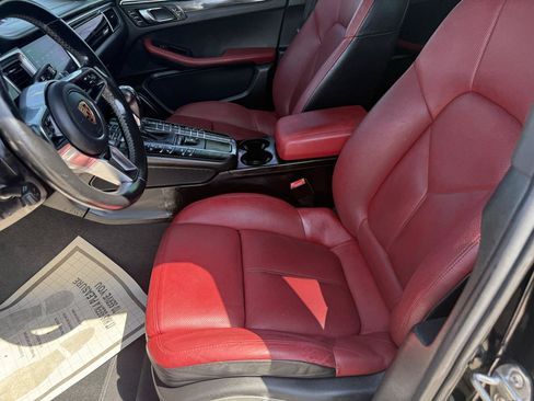 Used 2018 Porsche Macan S AWD/4WD image 10