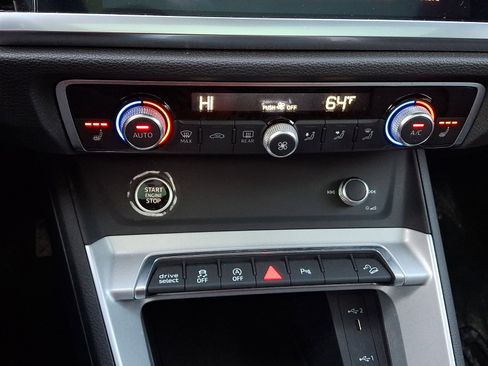 Used 2022 Audi Q3 2.0T Premium image 19