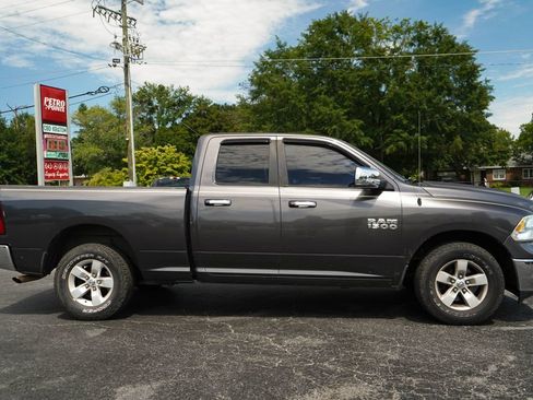 Used 2015 RAM 1500 Classic SLT RWD image 3