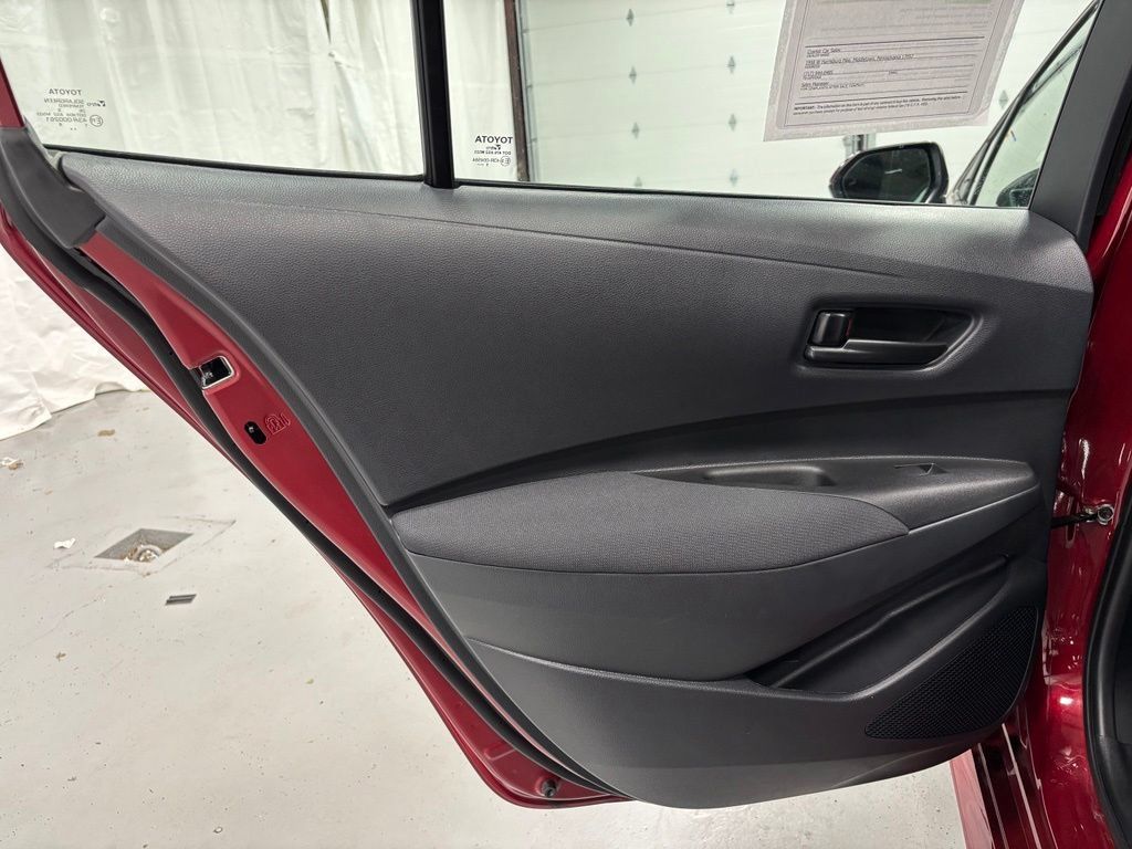 Used 2026 Toyota Corolla LE FWD image 40