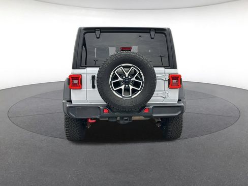 Used 2024 Jeep Wrangler Unlimited Rubicon AWD/4WD image 4