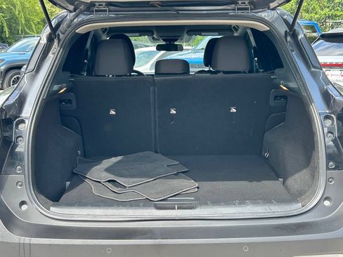 Used 2025 Nissan Kicks SV w/ Charging Package FWD image 13