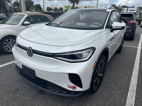 Used 2023 Volkswagen ID.4 Pro S AWD/4WD image 3