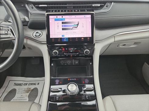 Certified 2022 Jeep Grand Cherokee L Overland w/ Luxury Tech Group IV image 11