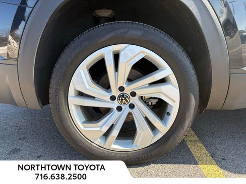 Used 2022 Volkswagen Atlas SE image 39