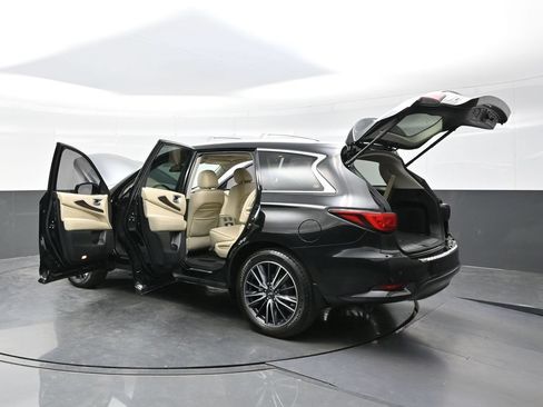 Used 2020 INFINITI QX60 Luxe w/ Sensory Package AWD/4WD image 44