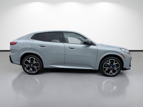 Used 2025 BMW X2 M35i AWD/4WD image 2