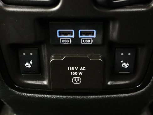 Used 2022 Dodge Durango GT image 37