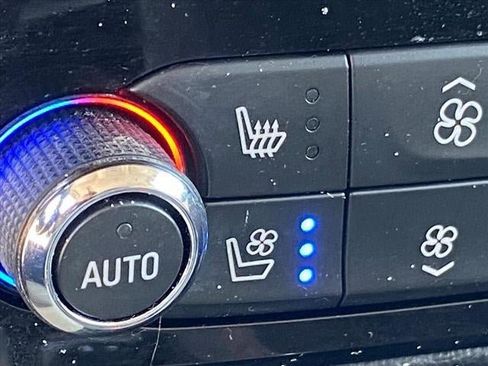 Used 2023 Buick Enclave Avenir w/ Trailering Package, 5000 lbs. image 22