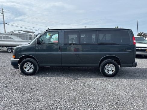 Used 2017 Chevrolet Express 2500 LS image 5