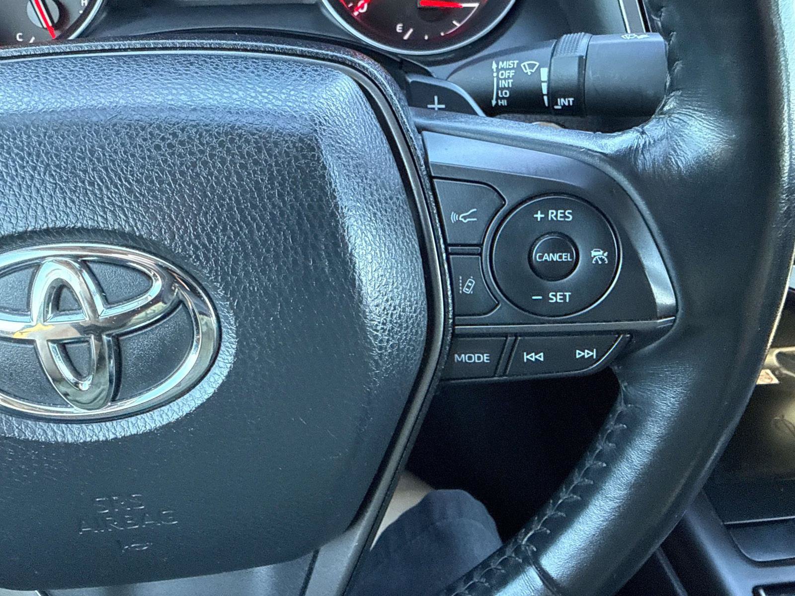 Used 2024 Toyota Camry XSE FWD image 25