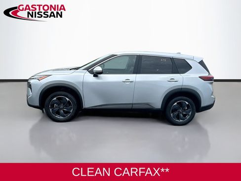 Used 2025 Nissan Rogue SV FWD image 5