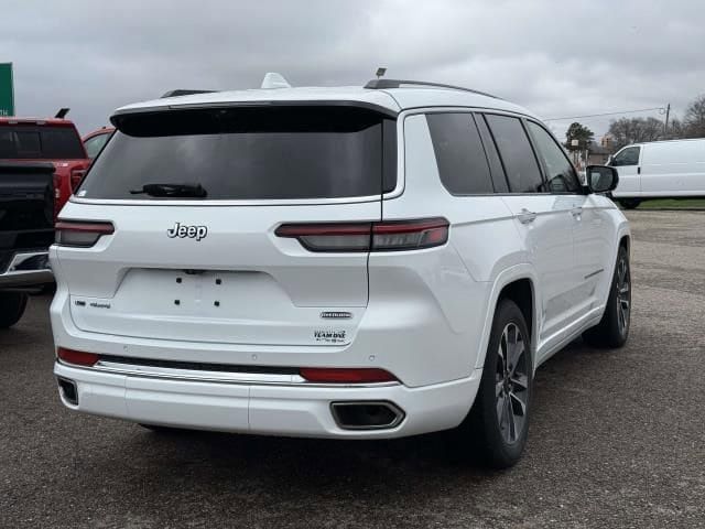 Used 2021 Jeep Grand Cherokee L Overland w/ Luxury Tech Group IV AWD/4WD image 5