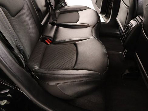 Used 2024 Jeep Compass Latitude w/ Convenience Group image 14