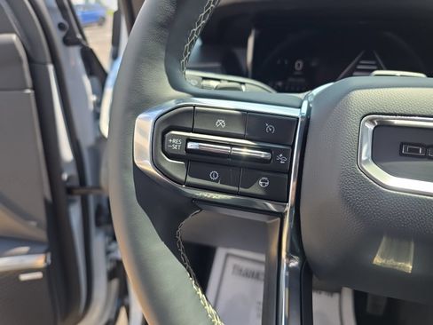 Used 2026 GMC Acadia Denali w/ Super Cruise Package AWD/4WD image 12