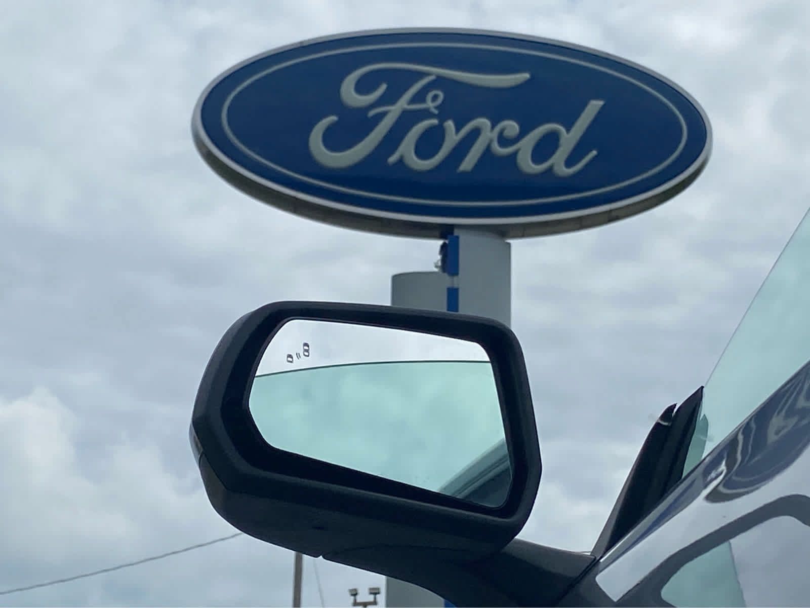 Used 2026 Ford Mustang Premium RWD image 30