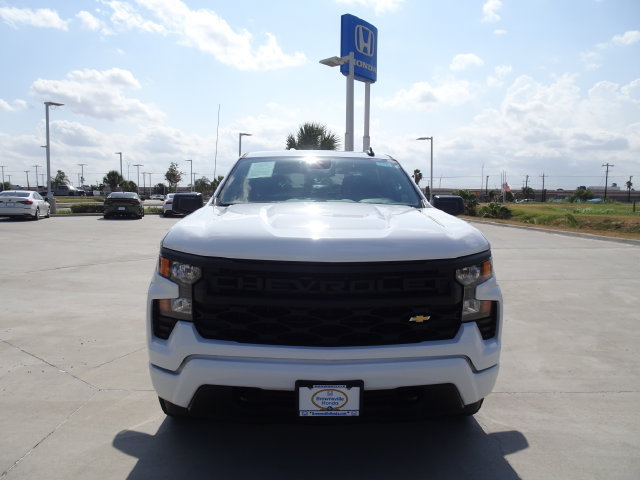 Used 2025 Chevrolet Silverado 1500 Custom AWD/4WD image 2