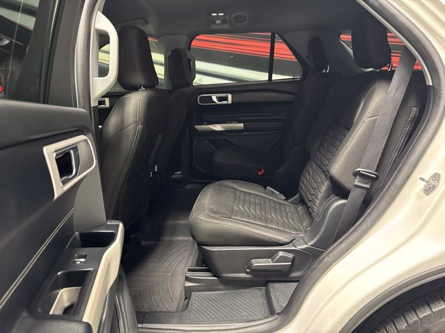 Used 2021 Ford Explorer XLT w/ Class III Trailer Tow Package AWD/4WD image 14