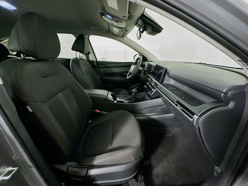 Used 2025 Hyundai Tucson SEL FWD image 30