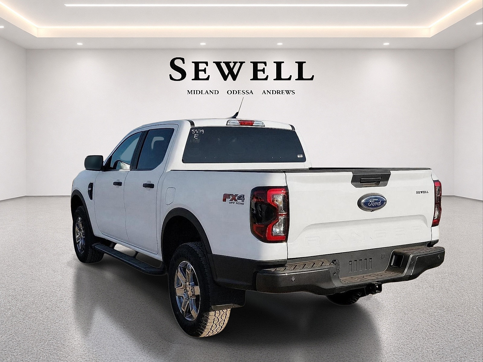 New 2026 Ford Ranger XLT w/ FX4 Off-Road Package AWD/4WD image 3