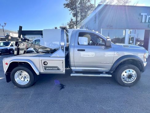 New 2024 RAM 4500 SLT w/ Quick Order Package 2YG SLT image 9