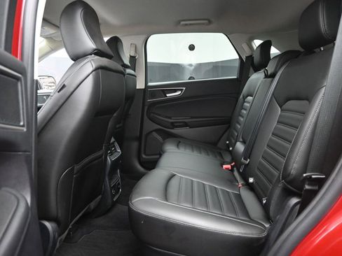 Used 2021 Ford Edge SEL w/ Convenience Package image 11