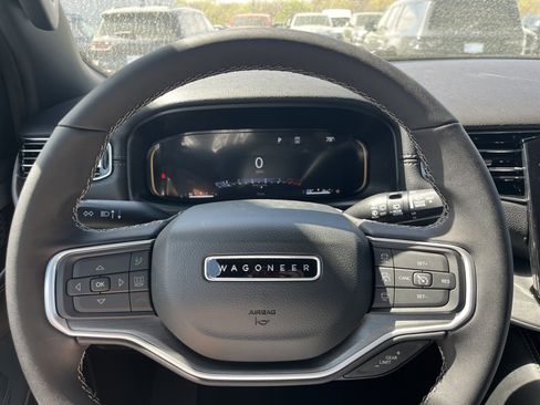 New 2025 Jeep Wagoneer Series II w/ Convenience Group I image 10