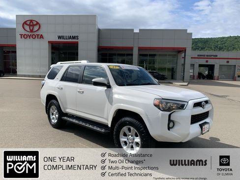 Certified 2017 Toyota 4Runner SR5 AWD/4WD image 1