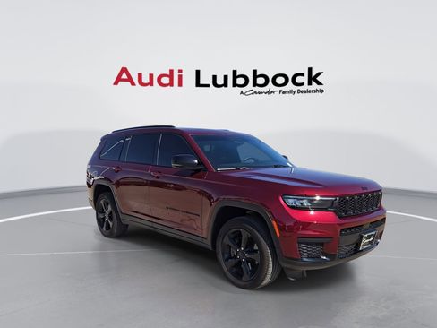 Used 2024 Jeep Grand Cherokee L Altitude AWD/4WD image 2