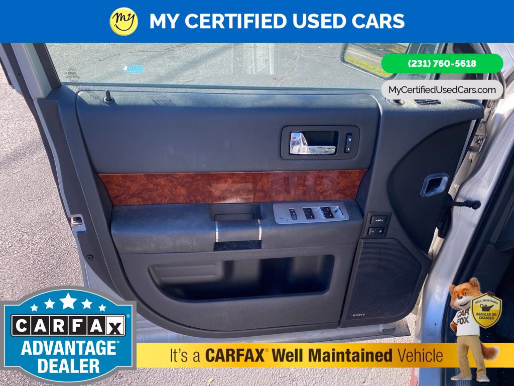 Used 2010 Ford Flex Limited AWD/4WD image 13
