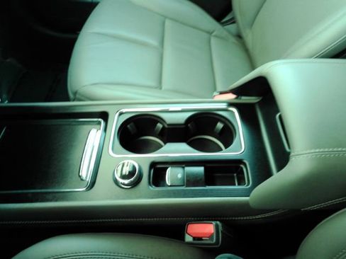 Used 2023 Lincoln Corsair Grand Touring w/ Towing Package image 37