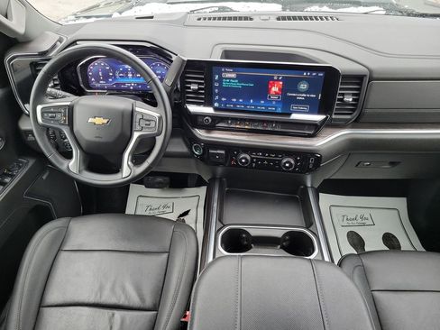 Certified 2024 Chevrolet Silverado 2500 LTZ w/ LTZ Convenience Package image 26